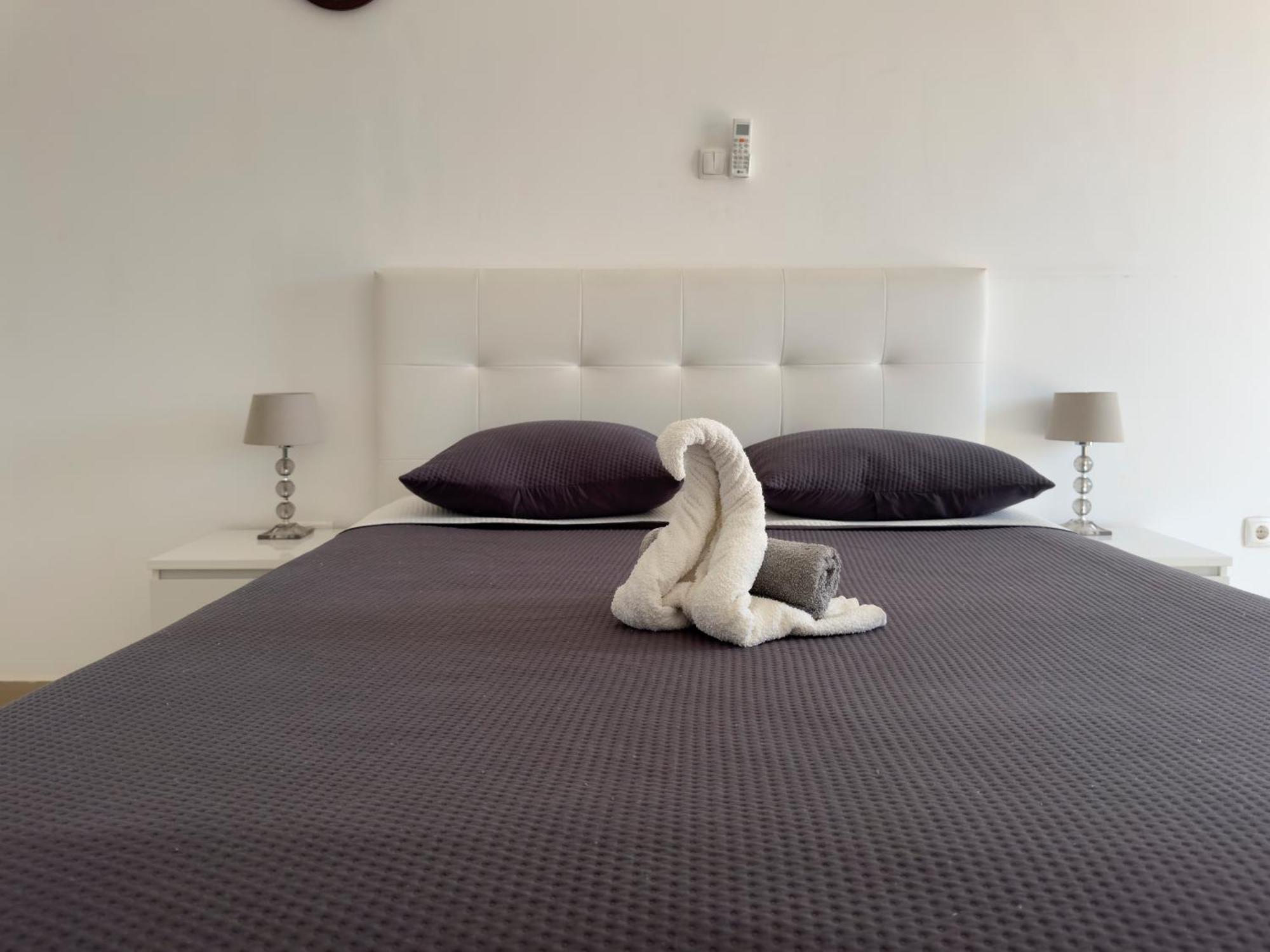 3 Bedroom Apt, Free Wifi & Ac, Cidadela - Lcgr Praia Eksteriør bilde