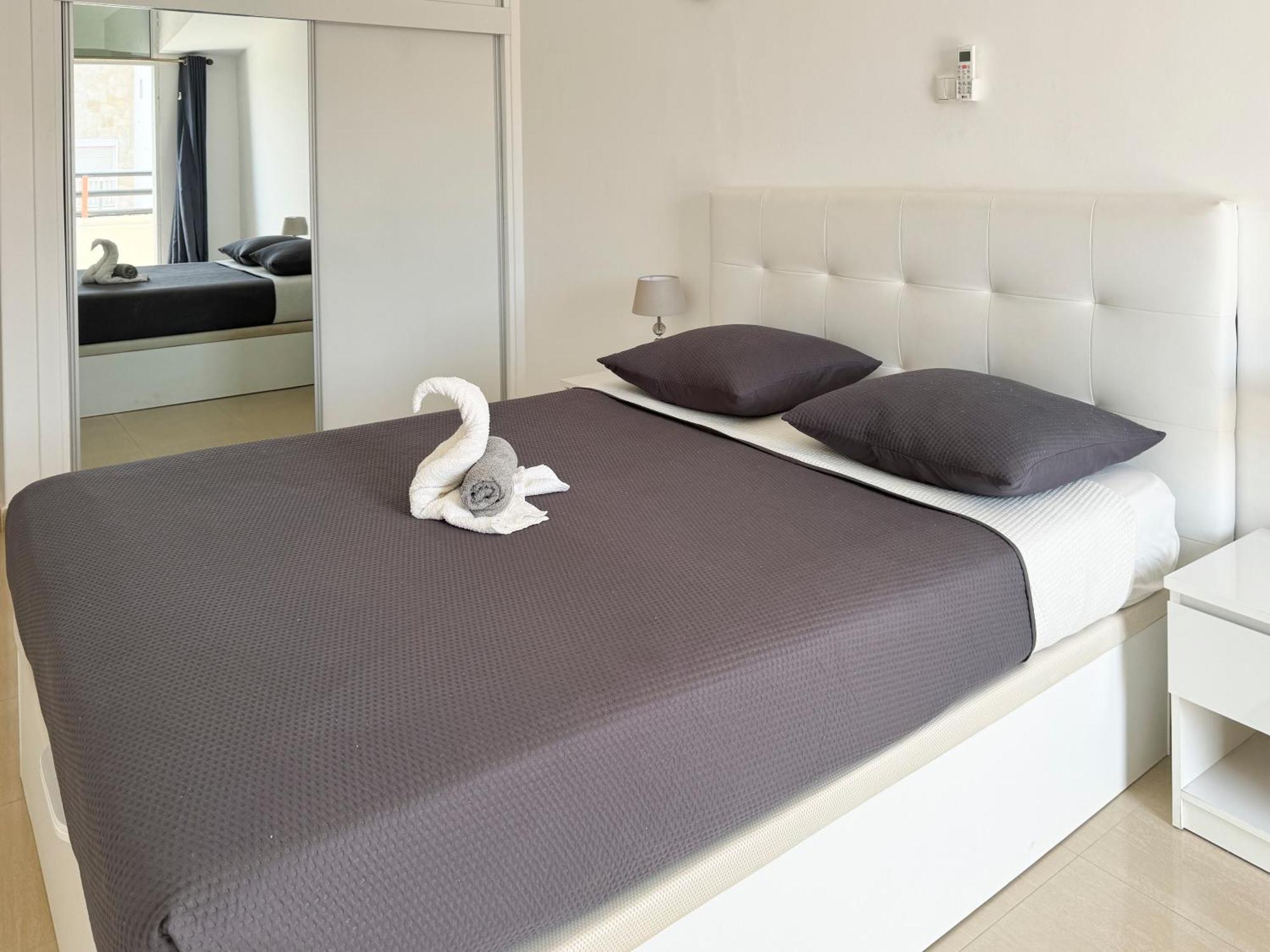 3 Bedroom Apt, Free Wifi & Ac, Cidadela - Lcgr Praia Eksteriør bilde